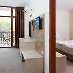 Lira Hotel Sunny Beach