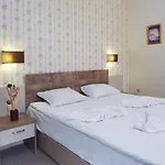Otel Lira Sunny Beach