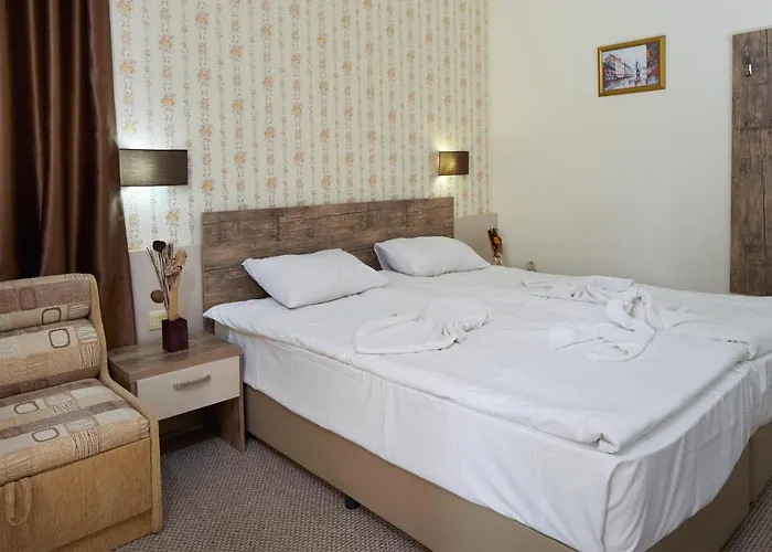 Lira 3* Słoneczny Brzeg