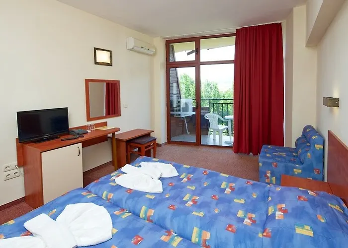 Lira Hotel Słoneczny Brzeg